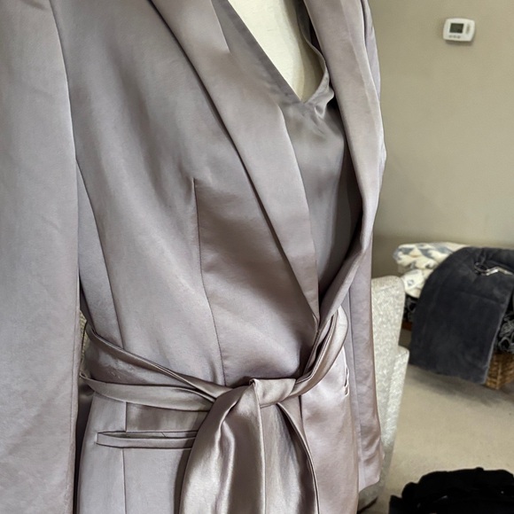 Express Satin Women's Pantsuit in Gray - Picture 4 of 16